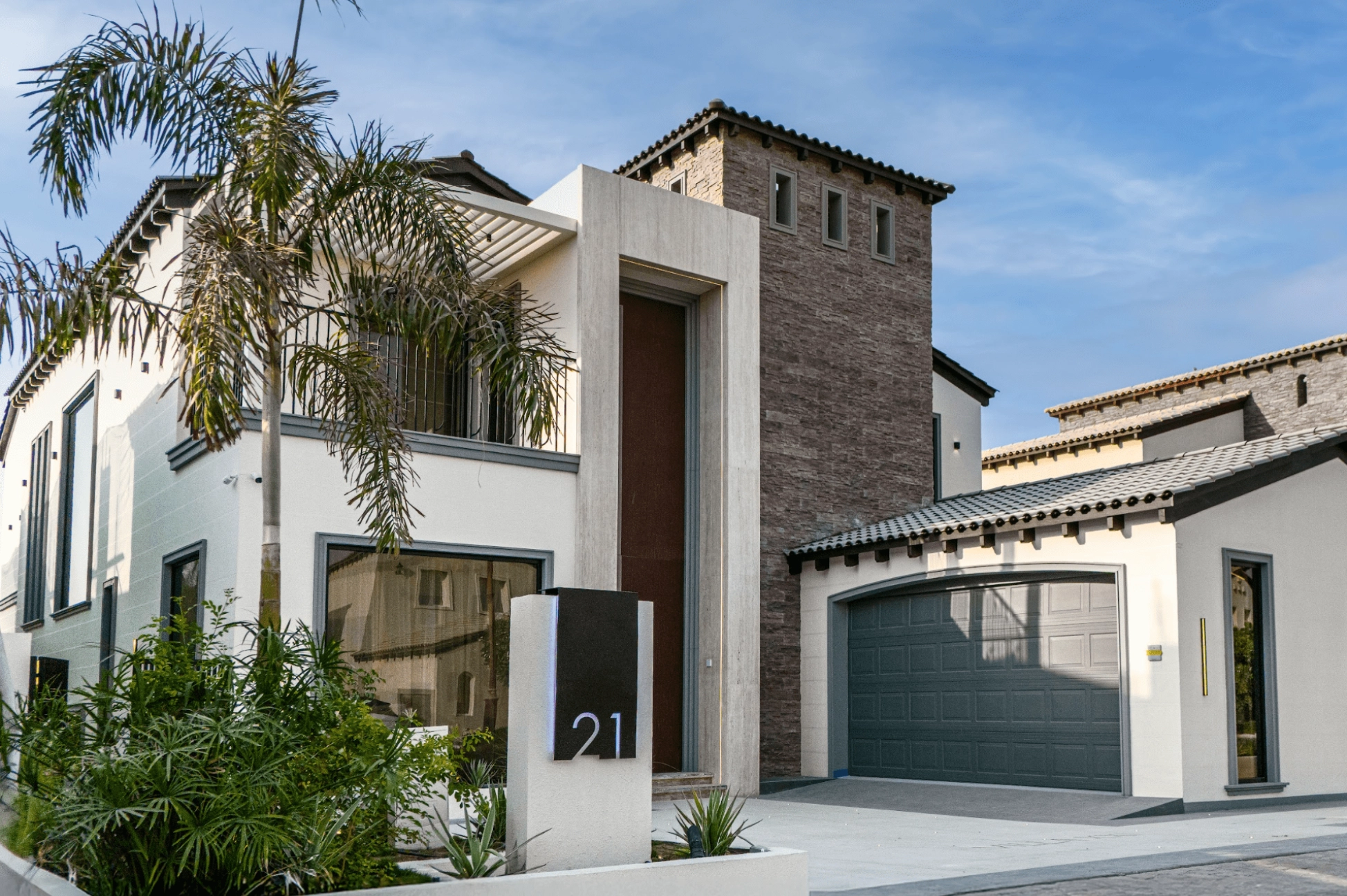 Luxury Villa Renovation Jumeirah Golf Estate